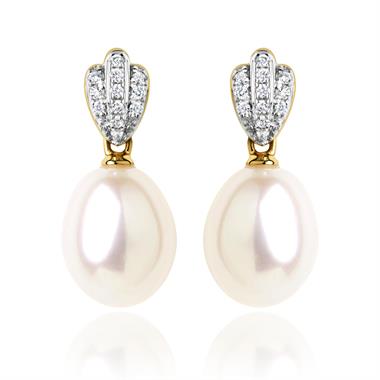 18ct Yellow Gold Freshwater Pearl and Diamond Drop Earrings  thumbnail 