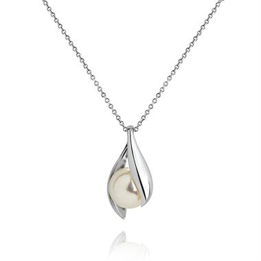 Snowdrop 18ct White Gold Akoya Pearl Pendant thumbnail