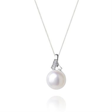 18ct White Gold Freshwater Pearl and Diamond Pendant thumbnail