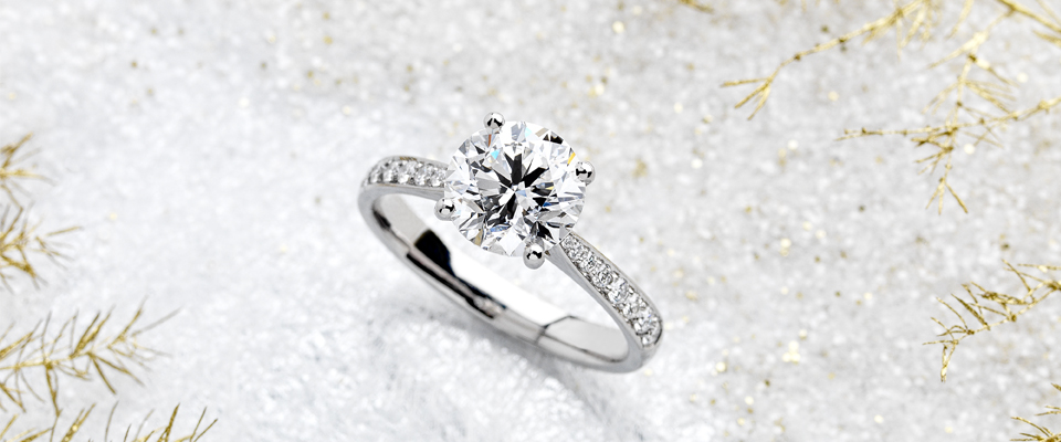 CLASSIC ENGAGEMENT RINGS