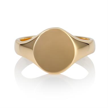 9ct Yellow Gold Small Oval Signet Ring  thumbnail
