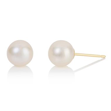 18ct Yellow Gold Freshwater Pearl Stud Earrings 6.5mm thumbnail