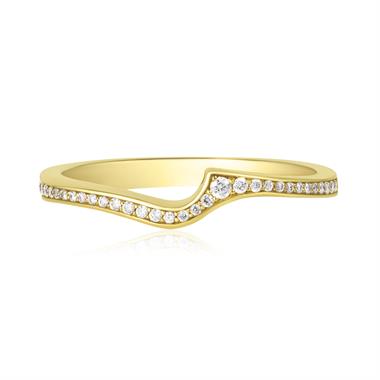 18ct Yellow Gold Diamond Shaped Wedding Ring 0.18ct thumbnail