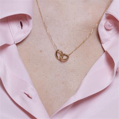 Union 18ct Yellow Gold Oval Necklace thumbnail