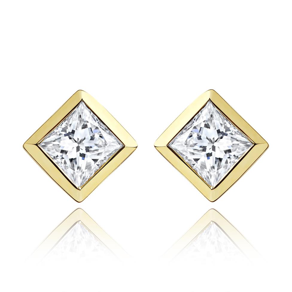 18ct Yellow Gold Princess Cut Diamond Stud Earrings Thumbnail Image 0