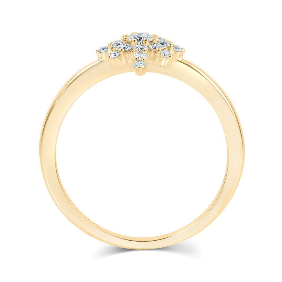 18ct Yellow Gold Star Design Diamond Dress Ring Thumbnail Image 3
