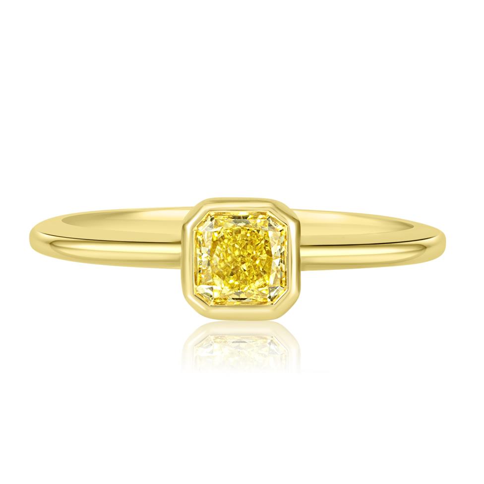 18ct Yellow Gold Yellow Radiant Diamond Engagement Ring Thumbnail Image 1