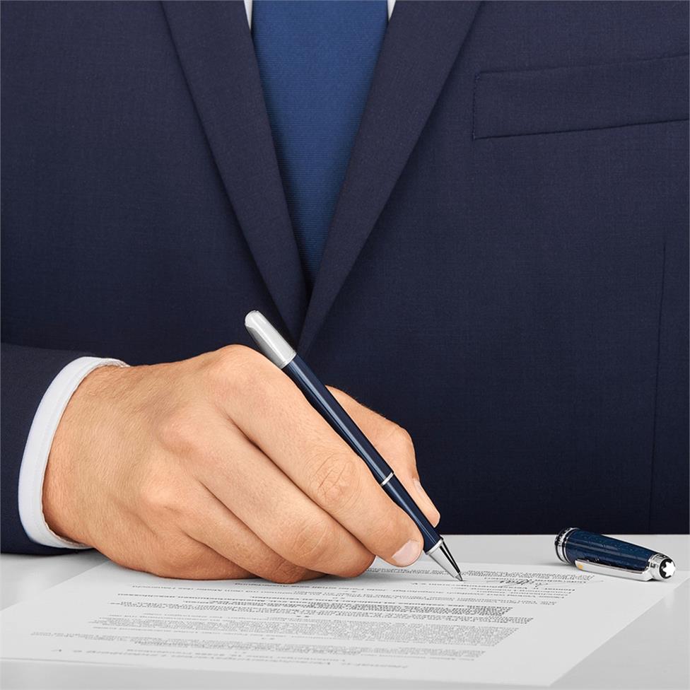 Montblanc Meisterstuck Le Petit Prince Classique Rollerball Thumbnail Image 2