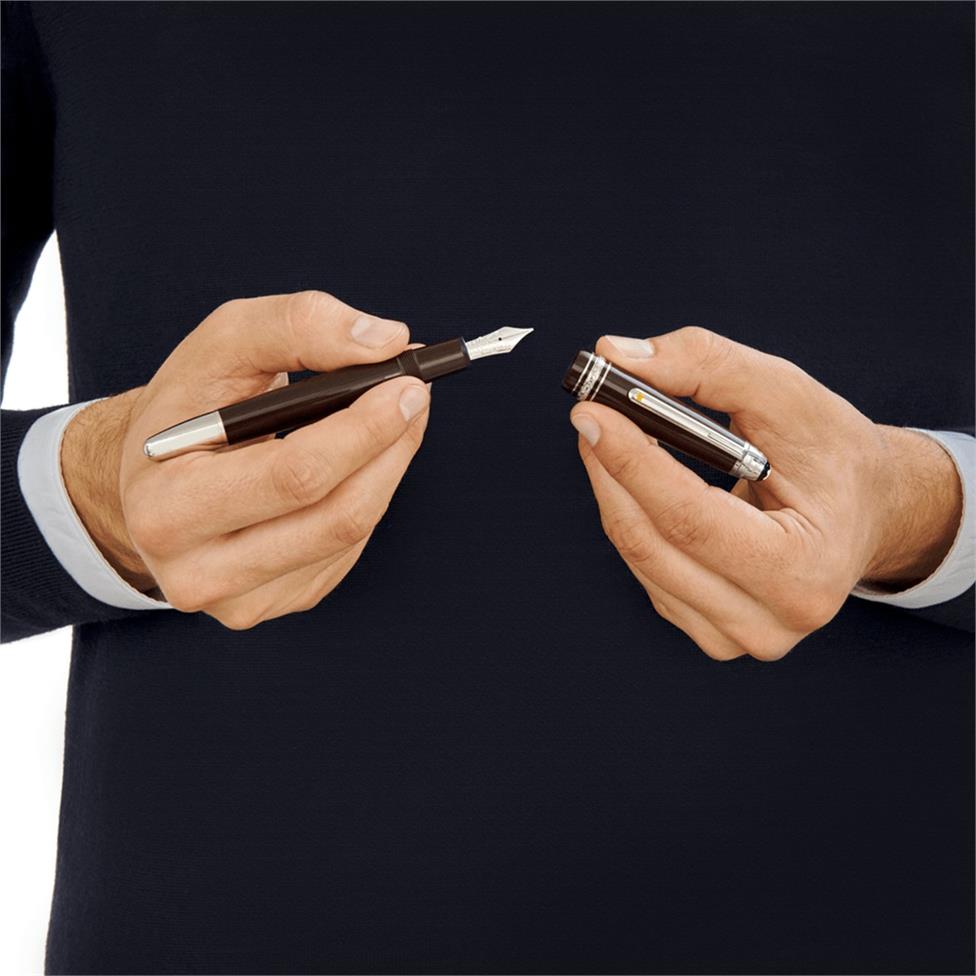 Montblanc Meisterstuck Le Petit Prince LeGrand Fountain Pen Thumbnail Image 2