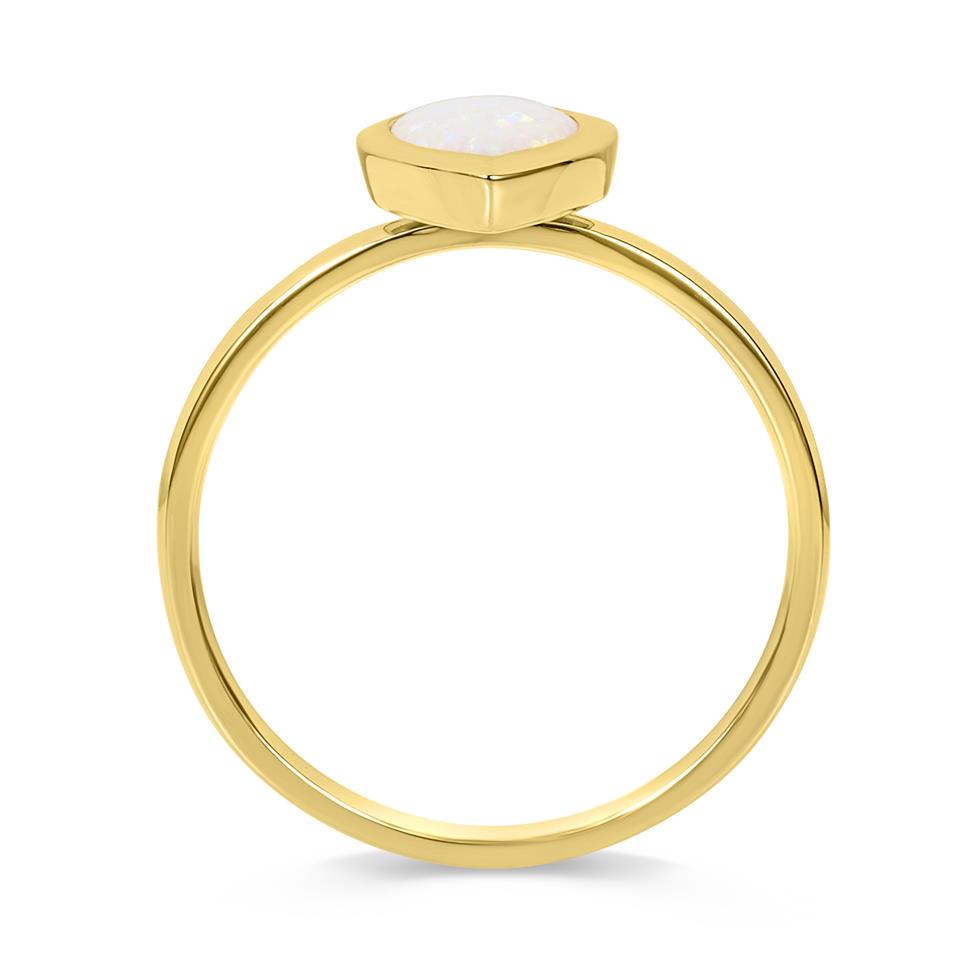 18ct Yellow Gold Pear Opal Ring Thumbnail Image 2