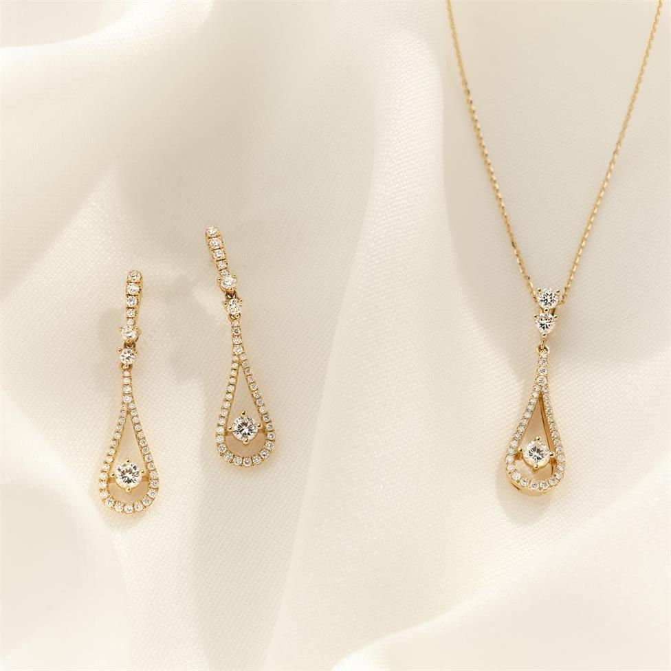 18ct Yellow Gold Diamond Teardrop Earrings Thumbnail Image 2