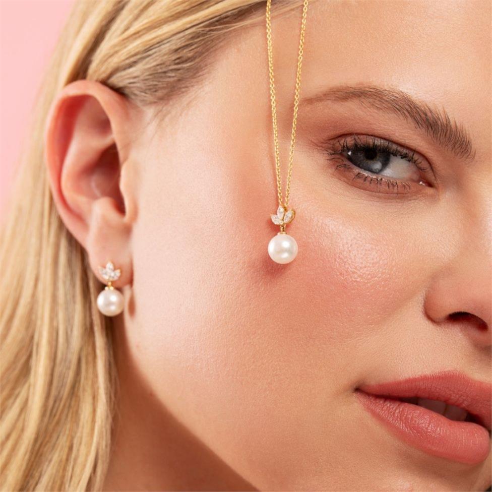 18ct Yellow Gold Pearl and Marquise Diamond Earrings Thumbnail Image 2