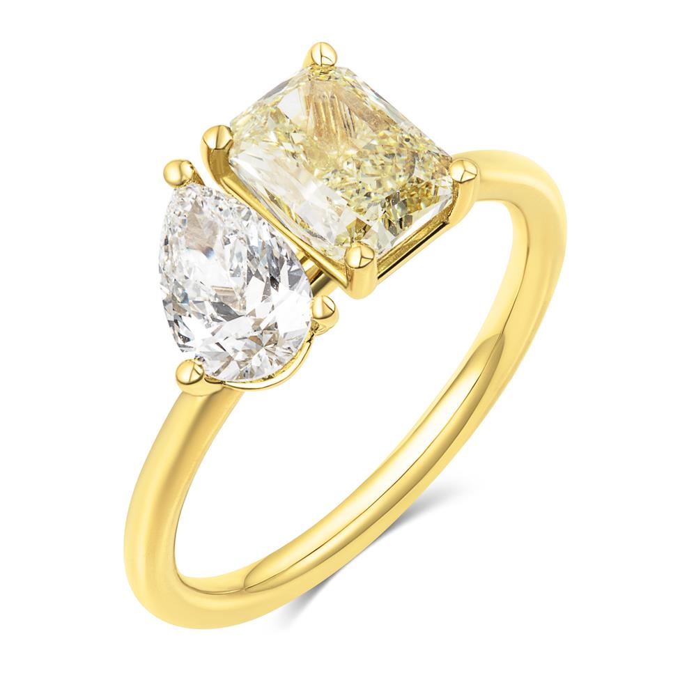 18ct Yellow Gold Toi et Moi Diamond Ring Thumbnail Image 0