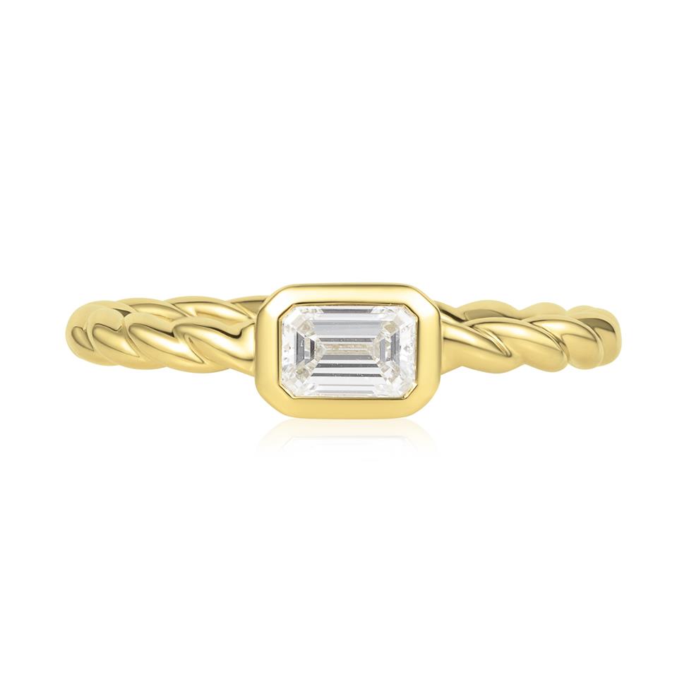 18ct Yellow Gold Emerald Cut Diamond Dress Ring Thumbnail Image 1