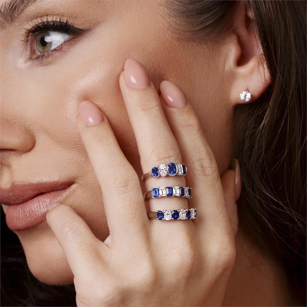 18ct White Gold Milgrain Detail Oval Sapphire and Diamond Ring Thumbnail Image 1