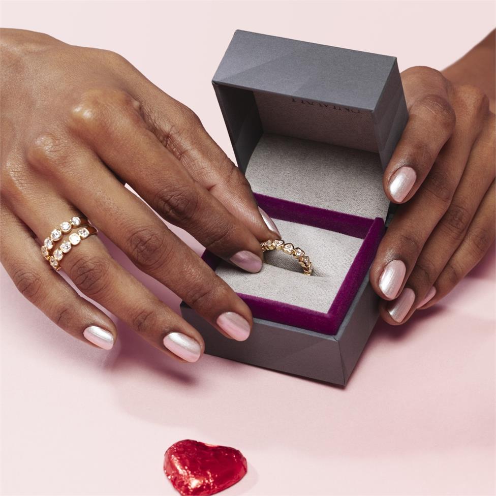 18ct Yellow Gold Heart Diamond Half Eternity Ring 0.90ct Thumbnail Image 4