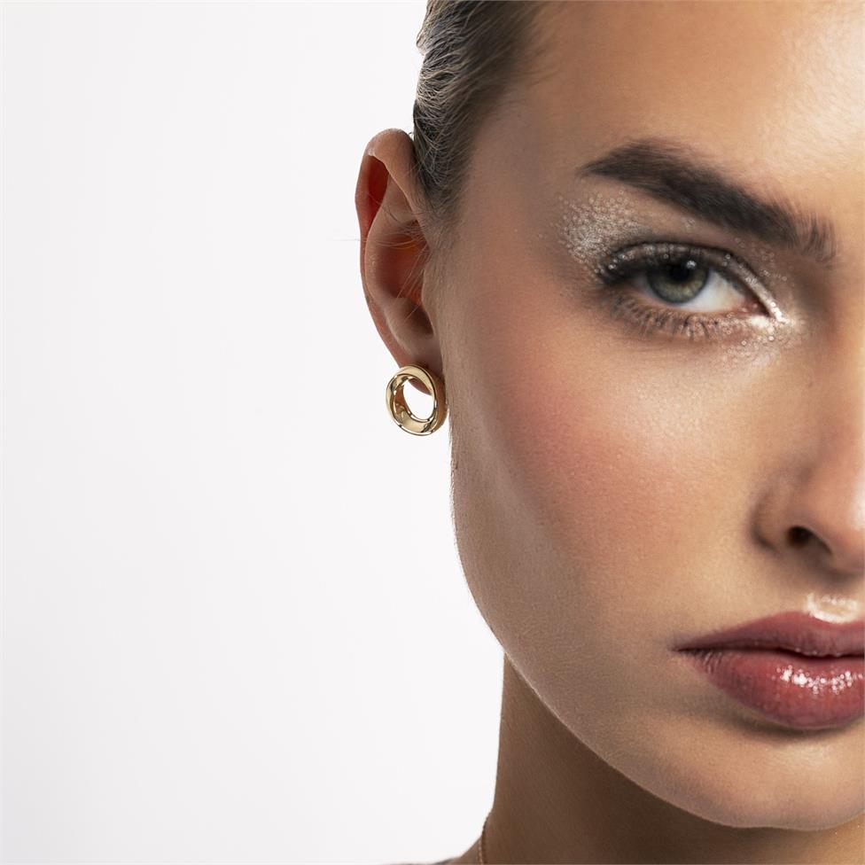 Aira 18ct Yellow Gold Twisted Circle Stud Earrings Thumbnail Image 1