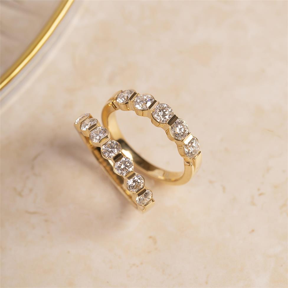 18ct Yellow Gold Modern Bar Set Diamond Eternity Ring 1.00ct Thumbnail Image 4