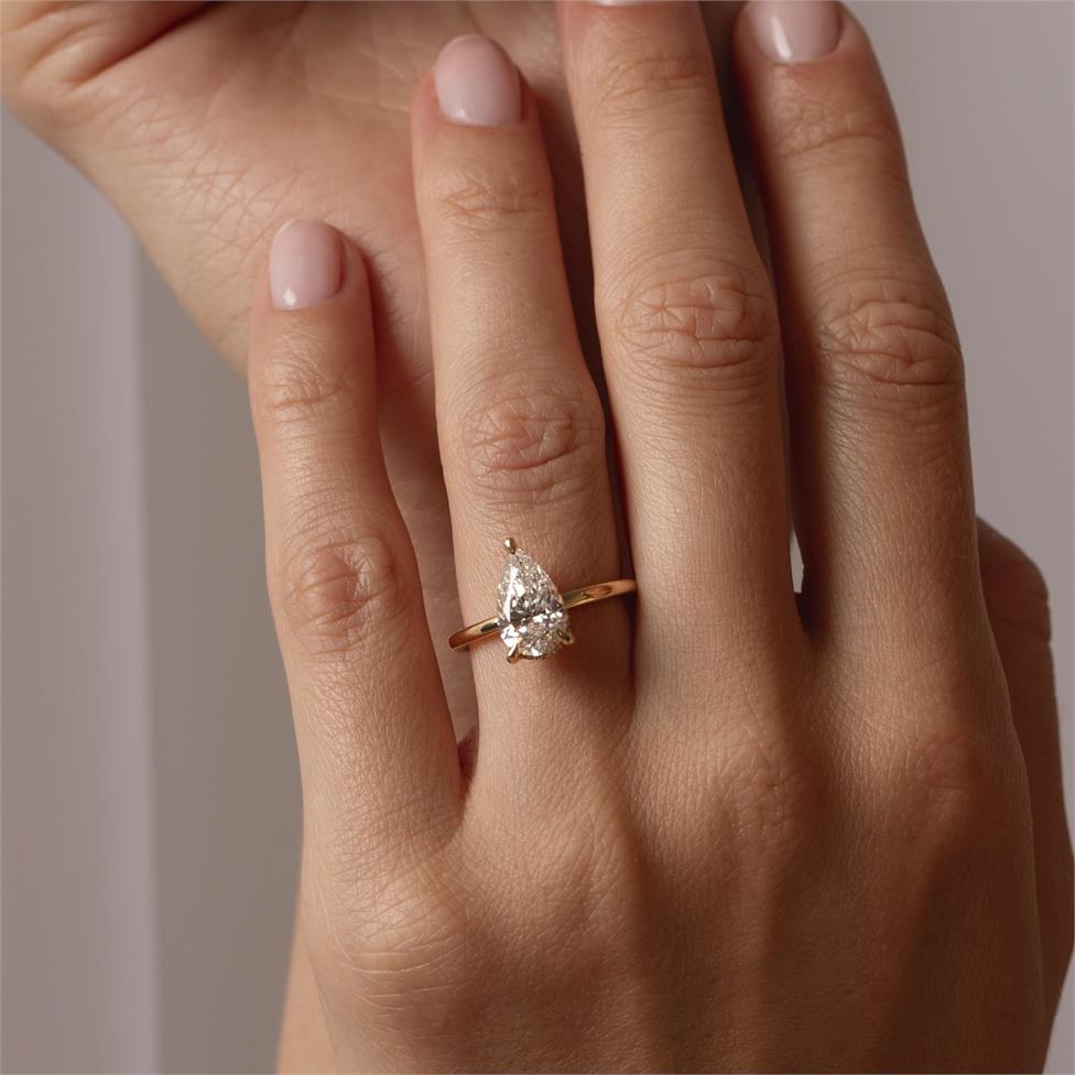 18ct Yellow Gold Lab Grown Pear Diamond Engagement Ring 2.00ct Thumbnail Image 1