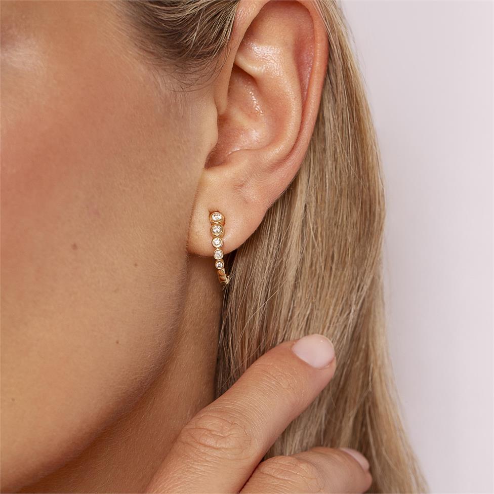 18ct Yellow Gold Graduated Bezel Set Diamond Hoop Earrings Thumbnail Image 1